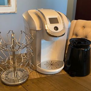 Keurig 2.0 with Coffee Holder